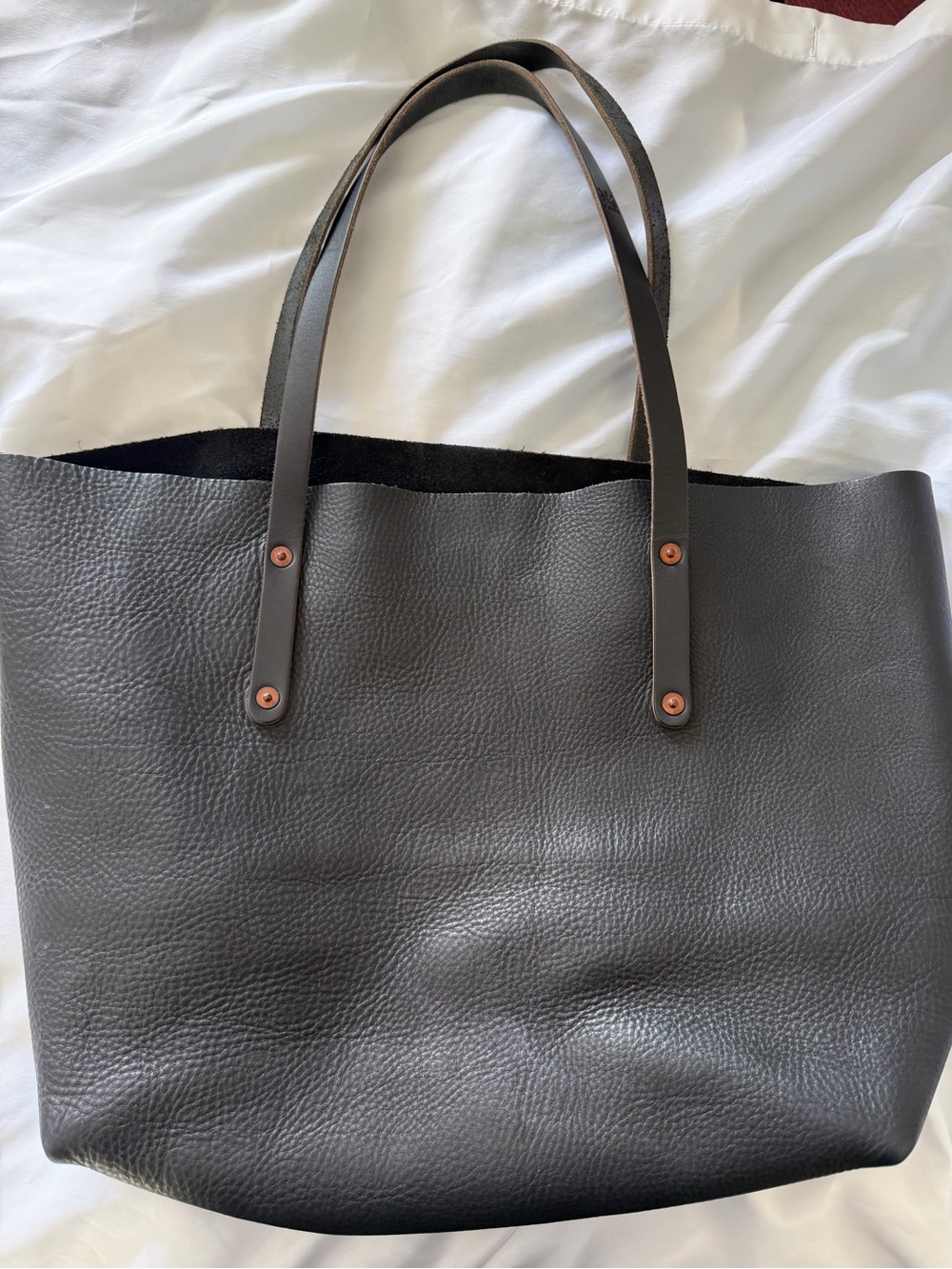 Go Forth Goods Large Avery tote in black